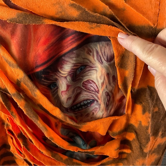 Freddy Krueger Nightmare on Elm Street slashed tie dyed shirt size Large (O1) - Picture 4 of 8